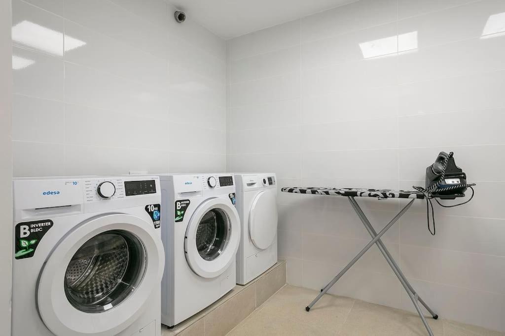 Your Home- Apartment Camp Nou 2A L'Hospitalet de Llobregat Buitenkant foto