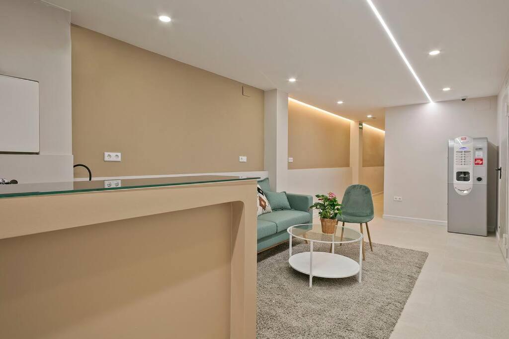 Your Home- Apartment Camp Nou 2A L'Hospitalet de Llobregat Buitenkant foto